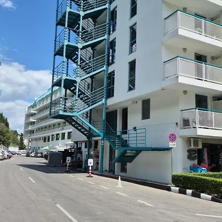 Direkt Am 2 Mit Panorama Meerblick Апартаменты *